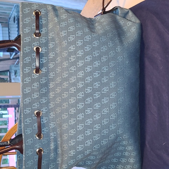 Dooney &Bourke Handbag Color Silver/Blue.  Pre-loved. - Picture 4 of 14